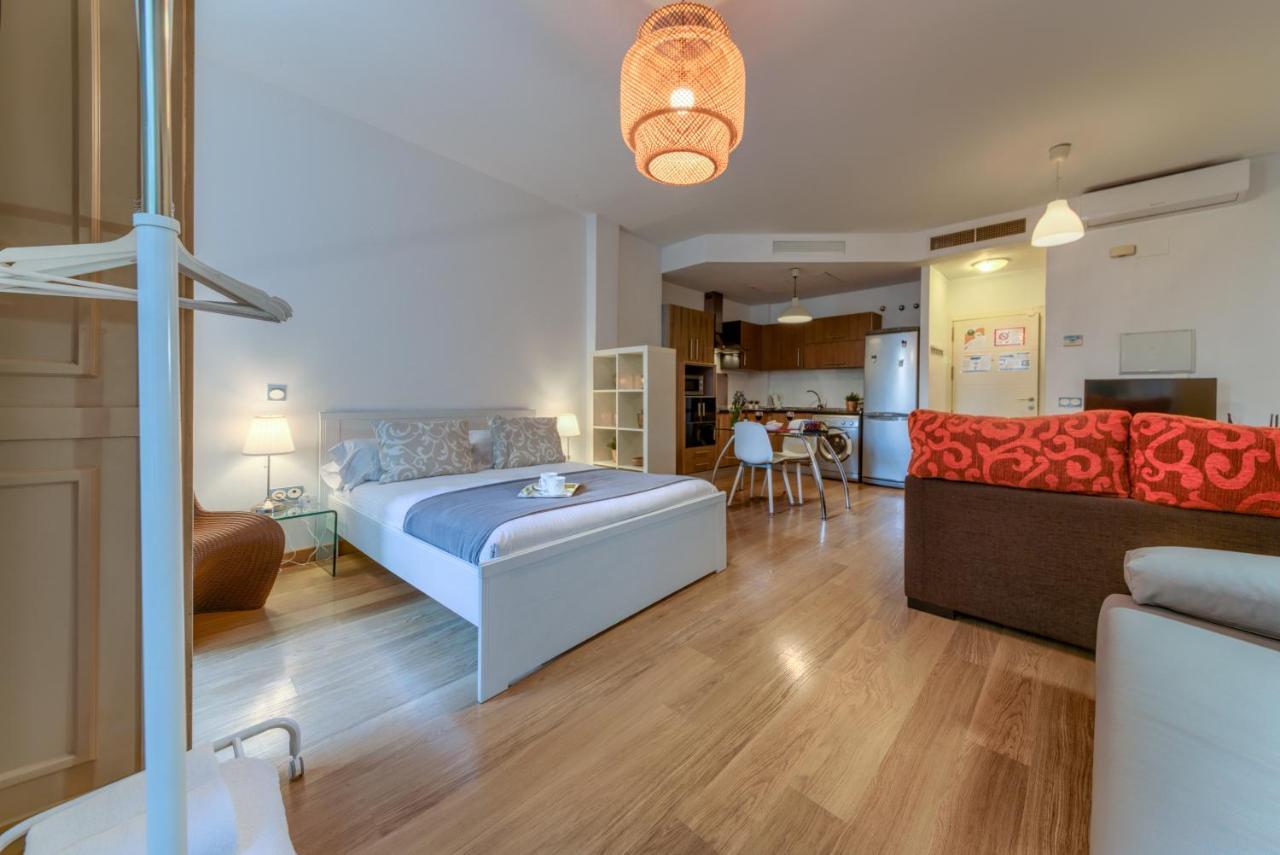 Lyrioshomes Apartamento Estudio La Biznaga Malaga Zewnętrze zdjęcie